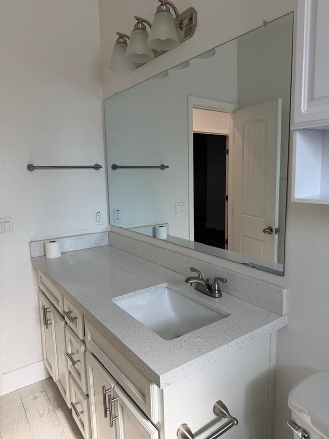 Photo - 2301 N 27th St Unit APT #3