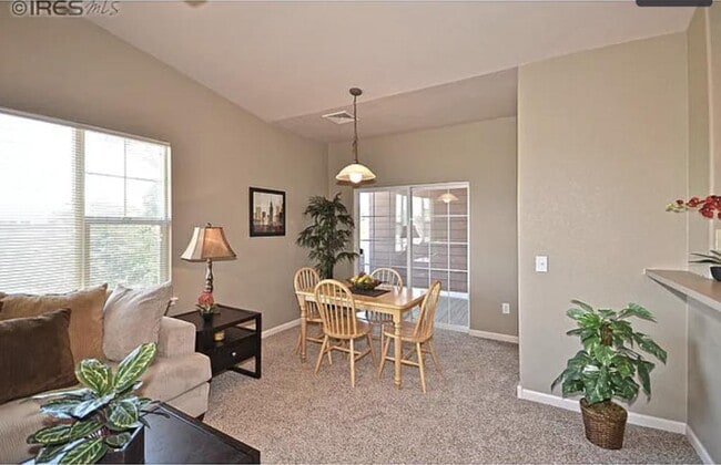 Photo - 2202 Owens Ave