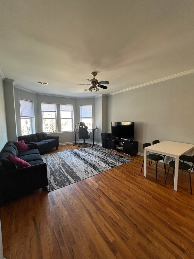 Photo - 2253 W Rosemont Ave Unit 3