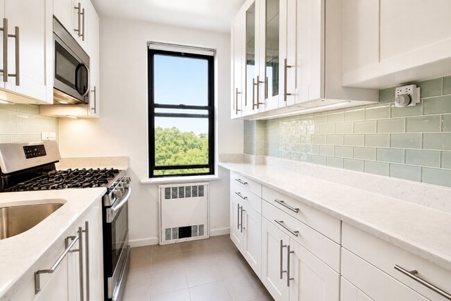 Photo - 1119 Ocean Pkwy Unit 3G