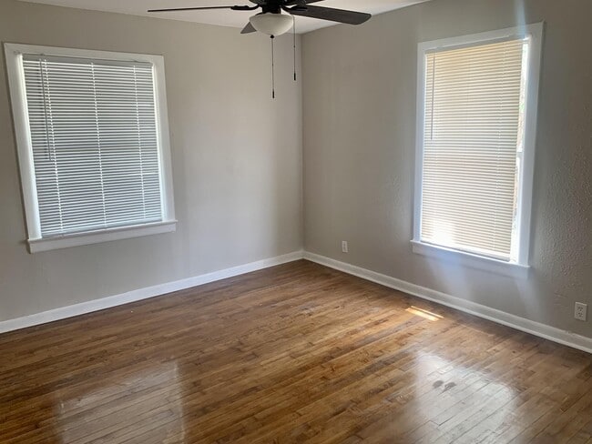 Photo - 2710 Pennsylvania Rd