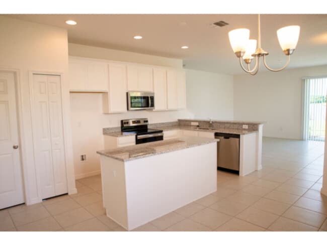 Photo - 3 bed 2.5 bath townhome in Sawgrass Landing