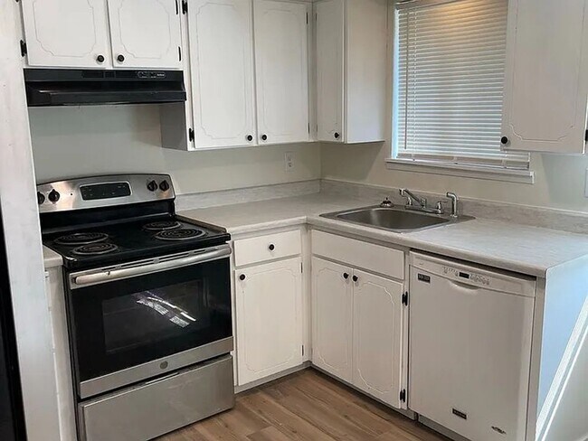 Photo - 409 SE 165th Ave Unit #409