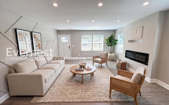 1437 Greenslake Road
