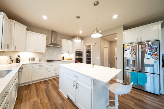 Photo - 18362 Greenstone Way