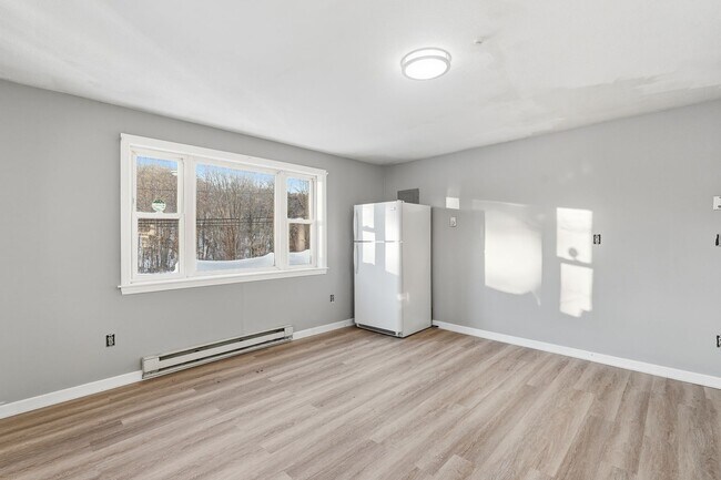 Photo - 26 Old West Brookfield Rd Unidad 3