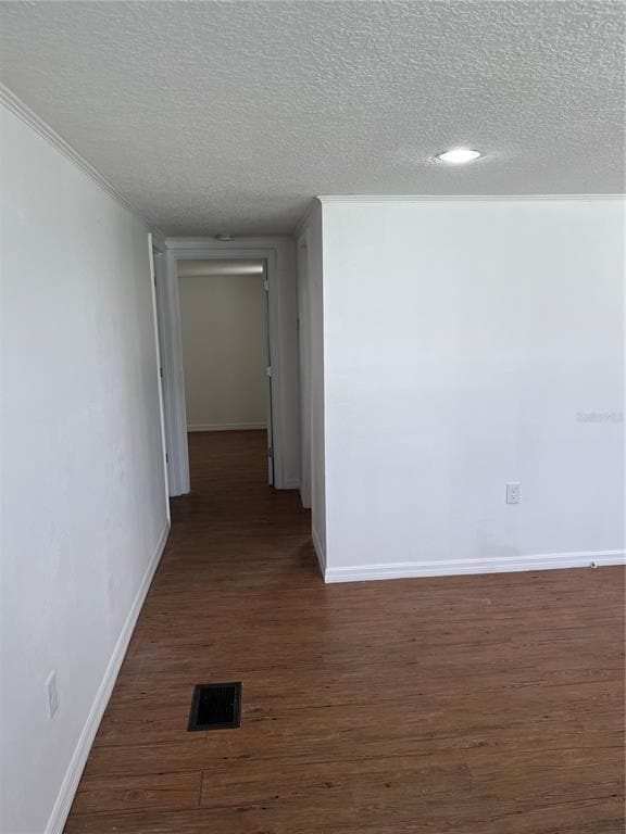 Photo - 200 S Oleander St