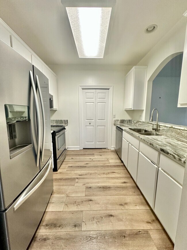 Photo - 126 S Shore Dr