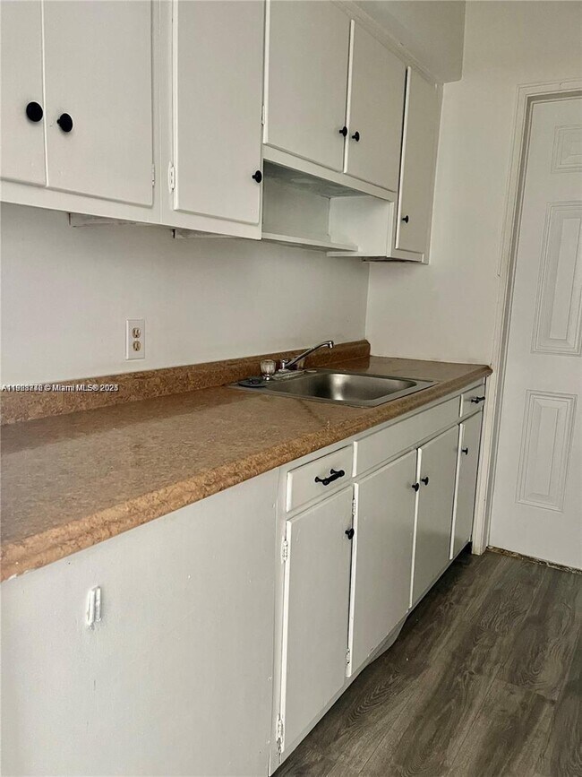 Photo - 780 81st St Unit 8