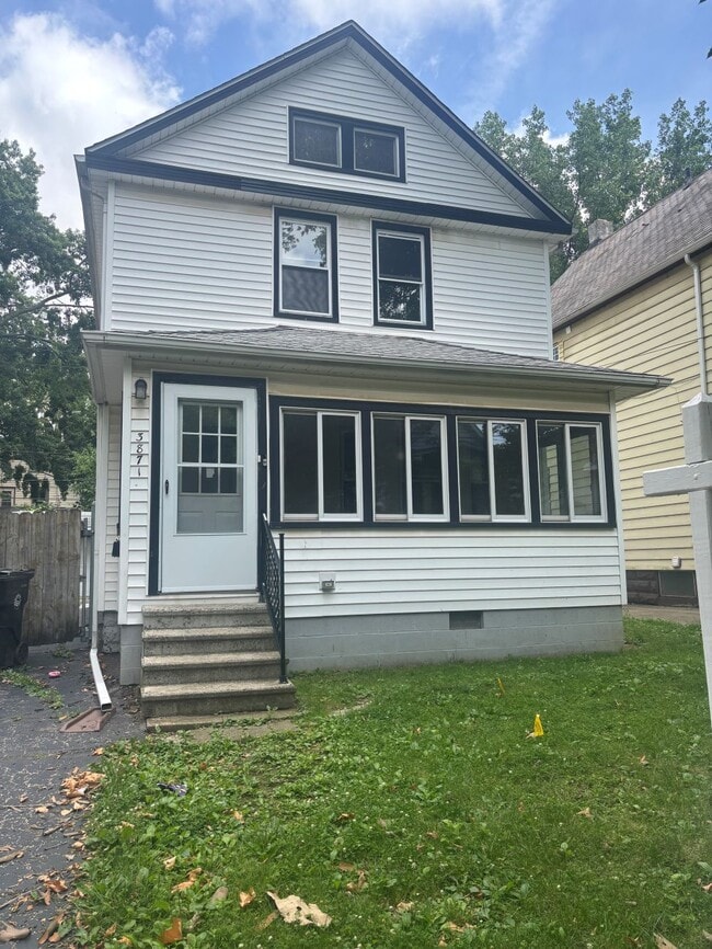 Building Photo - 3871 W 21st St