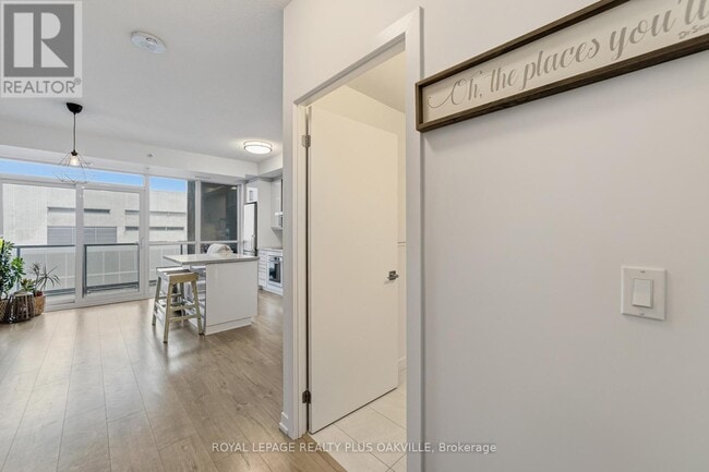 Photo - 2087 Fairview St Unit 2207