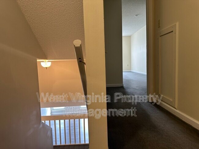 Photo - 104 N 8th St Unit 302