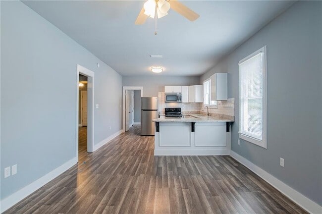 Photo - 358 Rapier Ave