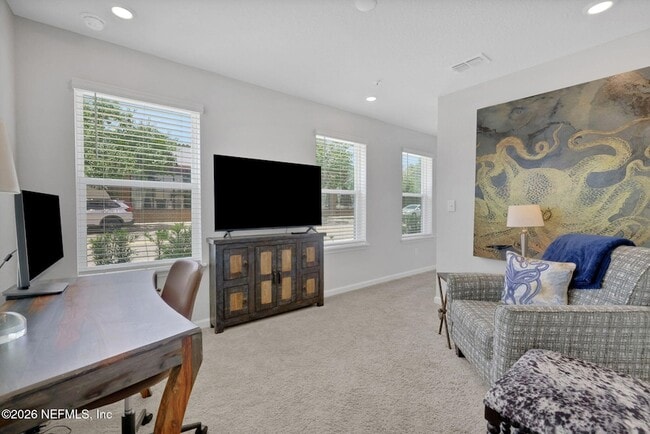 Photo - 1096 Farwell St
