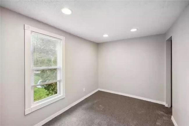 Photo - 1609 3rd St NE Unit 1609 1