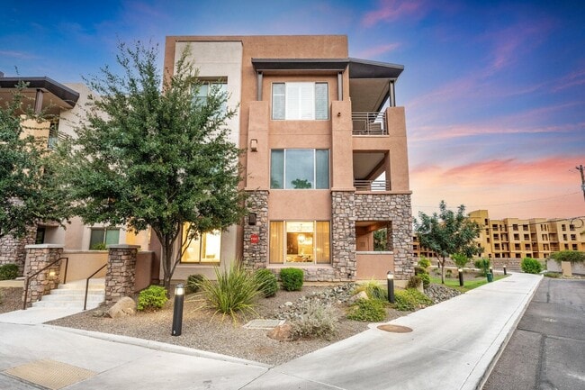 Photo - 4803 N Woodmere Fairway