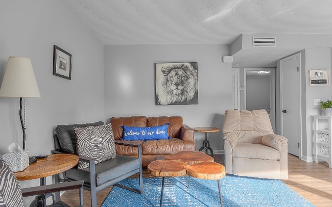 Photo - 9628 19th Bay St