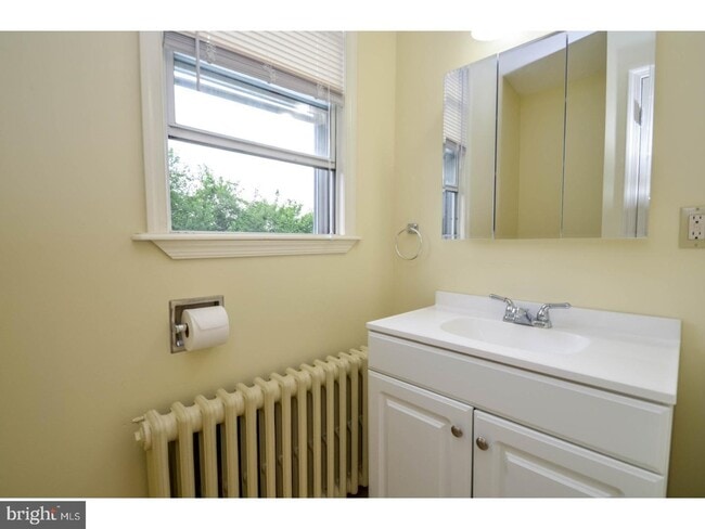 Photo - 1726 8th St Unit House