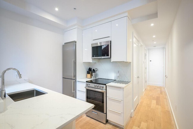 Photo - 1804 S St NW Unidad ID650P