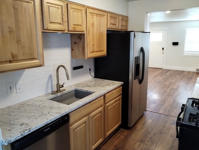 Photo - 2196 Broadmoor St S Unit 2196 Broadmoor Street South - A