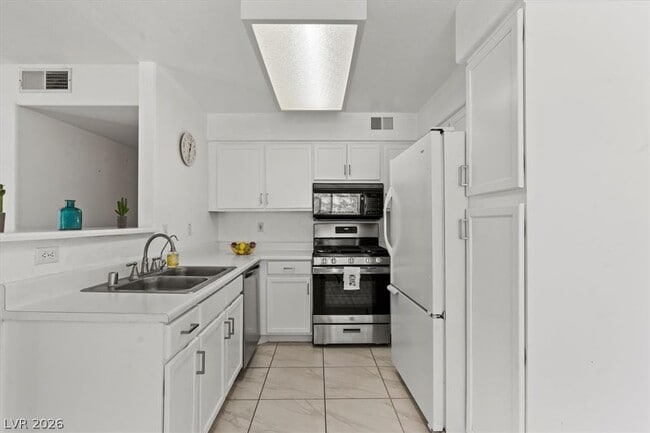 Photo - 3145 Casey Dr Unit 201