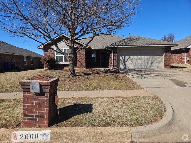 Building Photo - Over 1600 Sqft in NE Norman w/ Storm Shelter! Rental