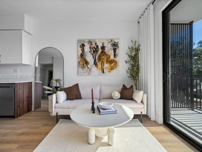 2479 NE 192 St Unit 207