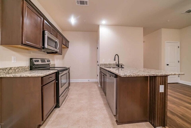 Photo - Darling 2b townhome. Close to everything