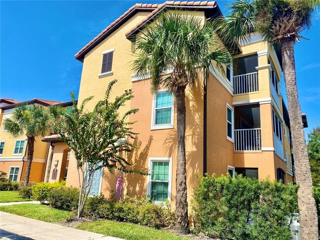 Building Photo - 5467 Vineland Rd Unit 6301