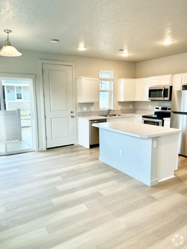 Building Photo - 2312 Spice Loop Rental