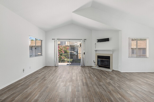 Photo - 11239 Avenida De Los Lobos