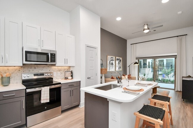 Photo - 1617 Enid St