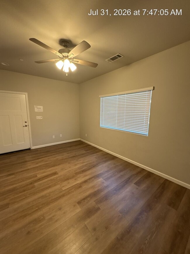 Photo - 514 S Summit St Unit 102