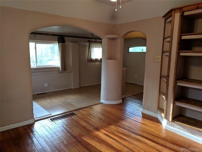 Photo - AWESOME 3 BDRM HOME IN BERKELEY ONE BLOCK WEST OF TENNYSON STREET! IMMEDIATE OCCUPANCY!
