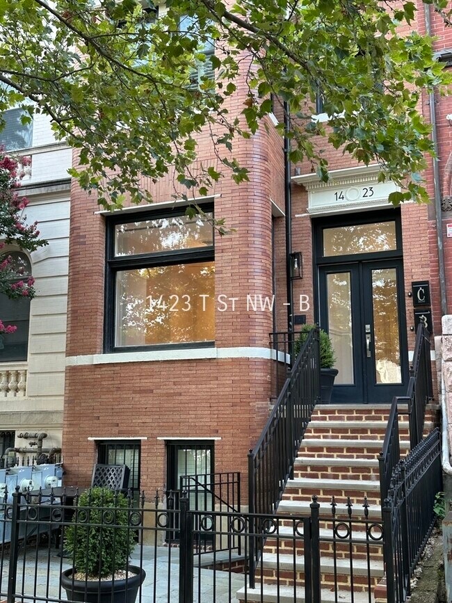 Photo - 1423 T St NW Unidad B