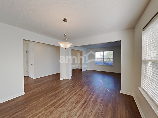 Photo - 8017 Wesley Farm Dr