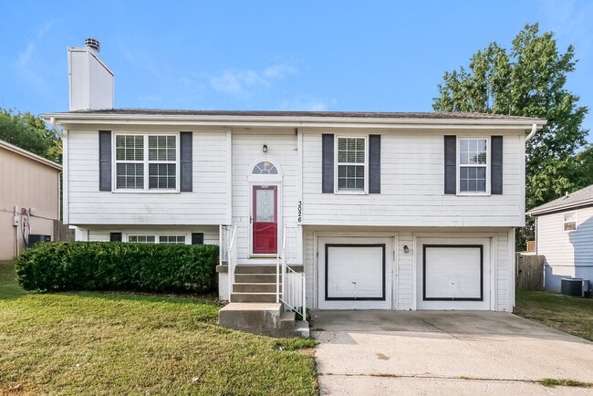 Building Photo - 3026 SW Shadow Brook Dr Rental
