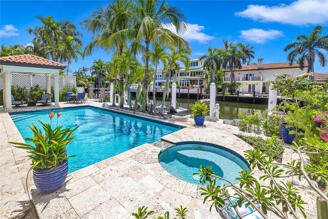 Photo - 625 Poinciana Dr