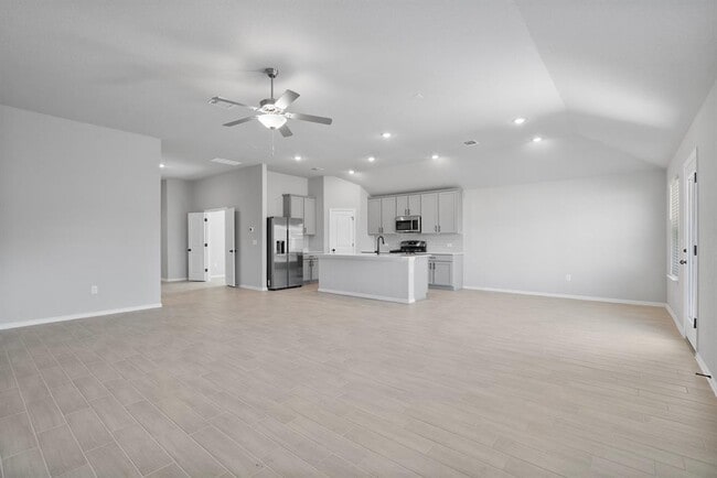 Photo - 145 Hackberry Ln