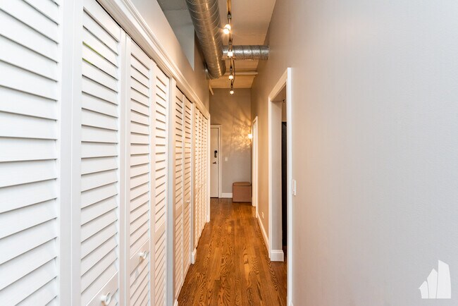 Photo - 1000 W Adams St Unit 314