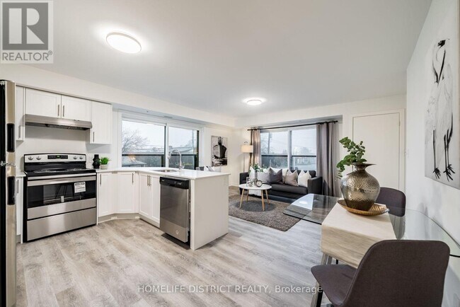Photo - 976 Simcoe St N Unit 202