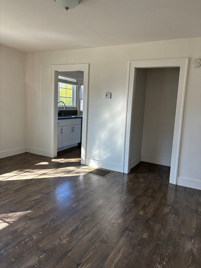 Photo - Mar Vista Apartment Unit Mar-1551