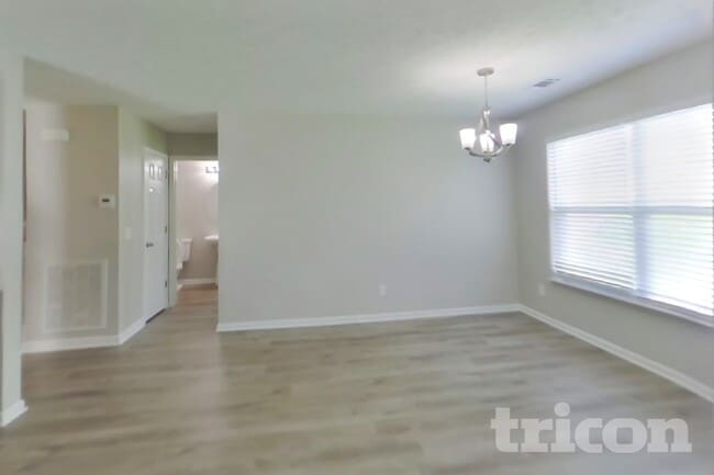 Photo - 125 Ivy Hill Ln