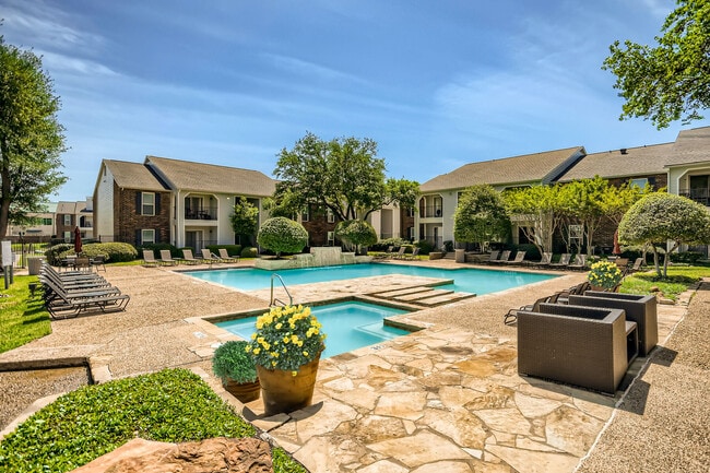 Villas at Waterchase Apartments