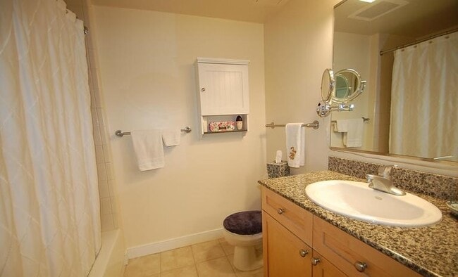 Photo - 777 7th St NW Unit 834