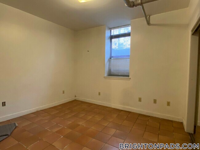 Photo - 27 Egremont Rd Unidad B