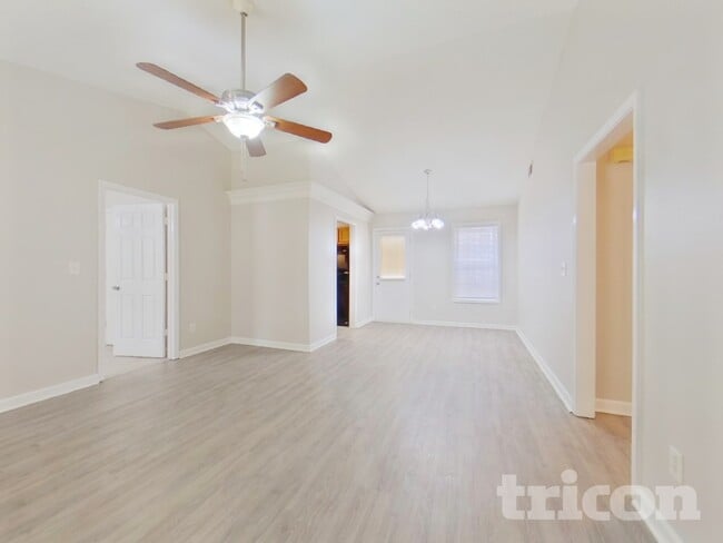 Photo - 93 Southern Trace Way