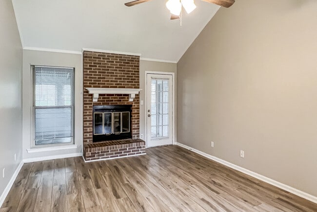 Photo - 1304 Dunbarton Rd