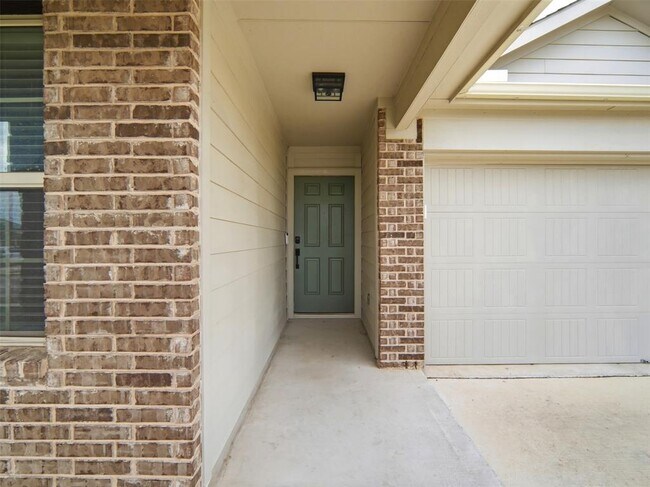 Photo - 21412 Wilmiller Ln