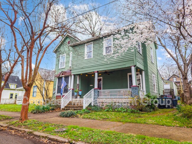 Photo - 625 Luttrell St